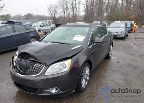 2013 Buick Verano Leather Group z USA, uszkodzony, nr VIN 1G4PS5SKXD4145075